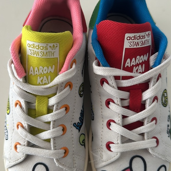 Adidas Aaron Kai x Stan Smith Primeblue 'Doodles' Kids Sneakers - Picture 10 of 15